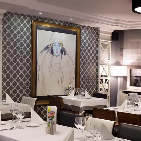 Miejsca Noclegowe I Restauracja Kaminski *