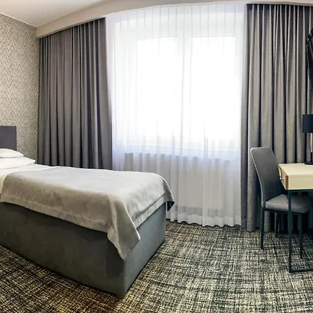 Miejsca Noclegowe I Restauracja Kaminski