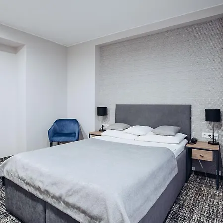 Miejsca Noclegowe I Restauracja Kaminski