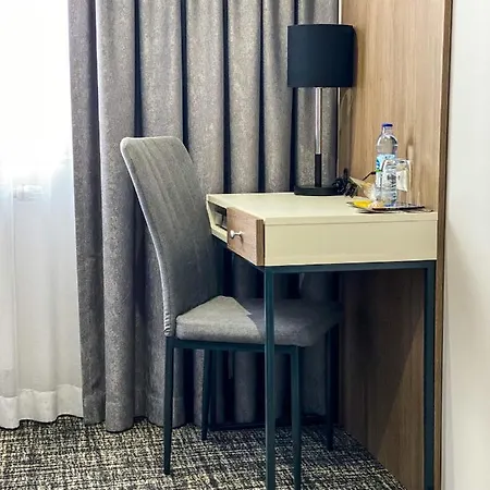 Miejsca Noclegowe I Restauracja Kaminski