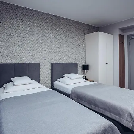 Hotel Miejsca Noclegowe I Restauracja Kaminski *