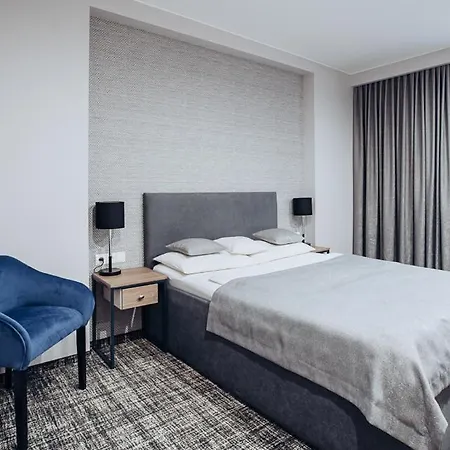 Miejsca Noclegowe I Restauracja Kaminski Otel