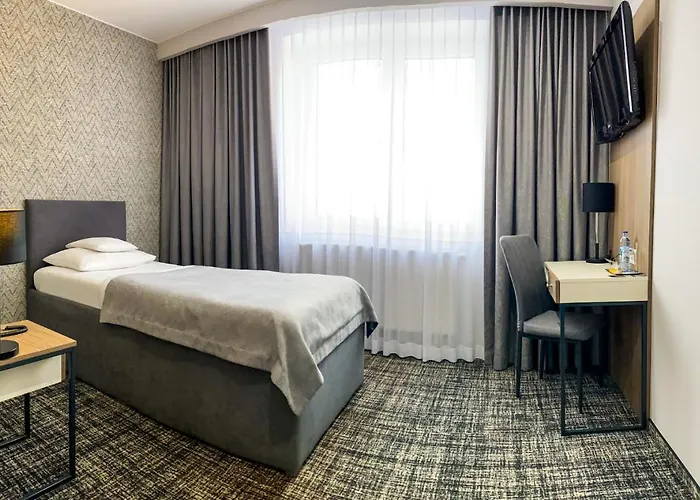 Miejsca Noclegowe I Restauracja Kaminski