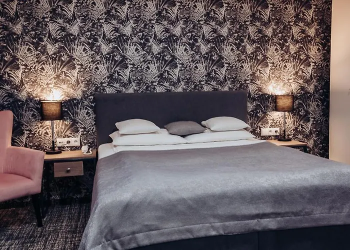 Miejsca Noclegowe I Restauracja Kaminski * Kepno