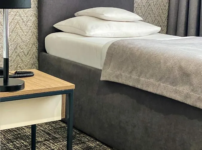 Hotel Miejsca Noclegowe I Restauracja Kaminski *